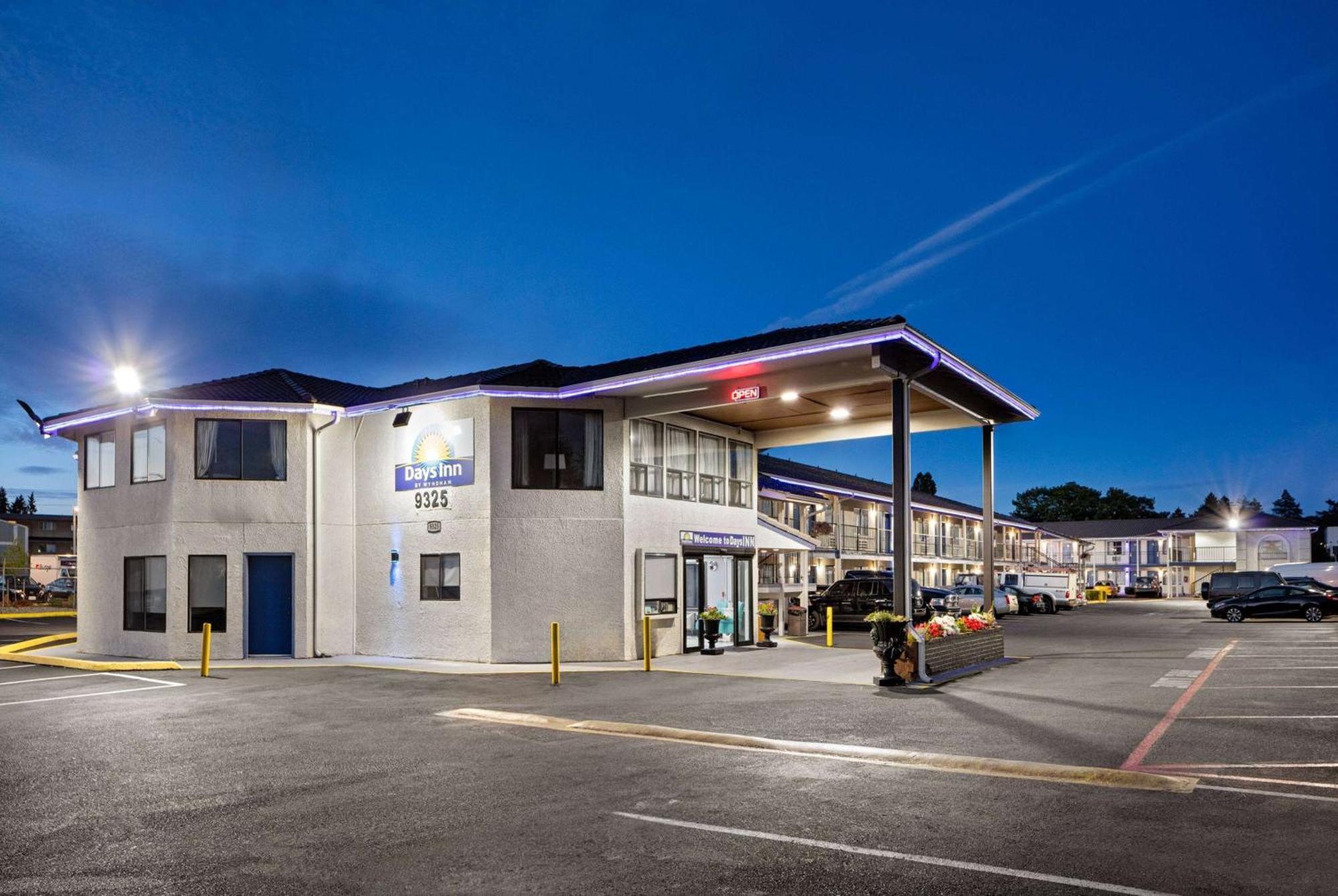 Days Inn By Wyndham Lakewood South Tacoma Exterior foto